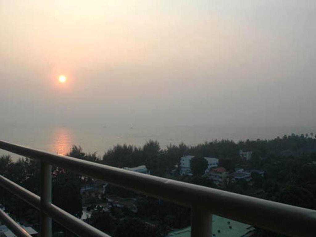 View Talay 5c Apartment