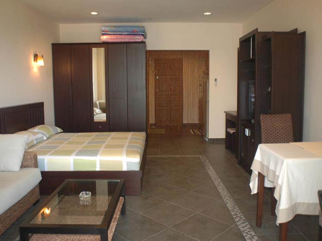 Apartment View Talay 5c *