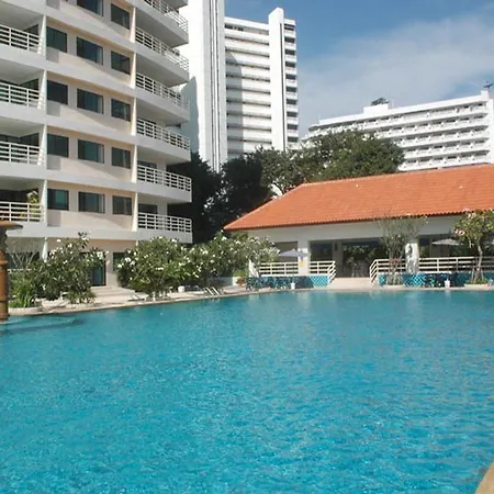 View Talay 5C Apartment Pattaya Exterior photo