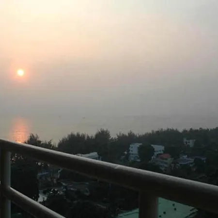 View Talay 5C Apartment Pattaya Exterior photo